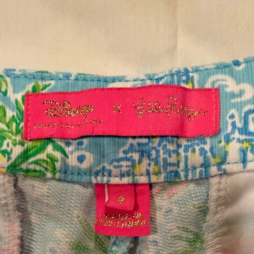 Lilly Pulitzer X Disney Floral Scallop Hem Women's Shorts - Pink & Green on Blue - Picture 2 of 5